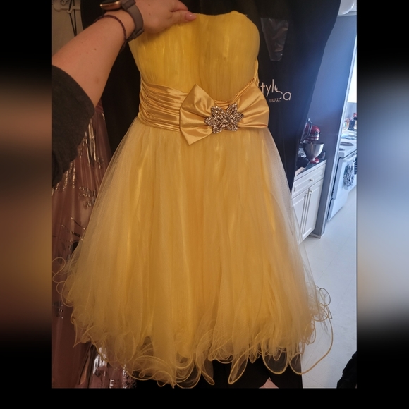 Yellow Prom Dress - Picture 1 of 2